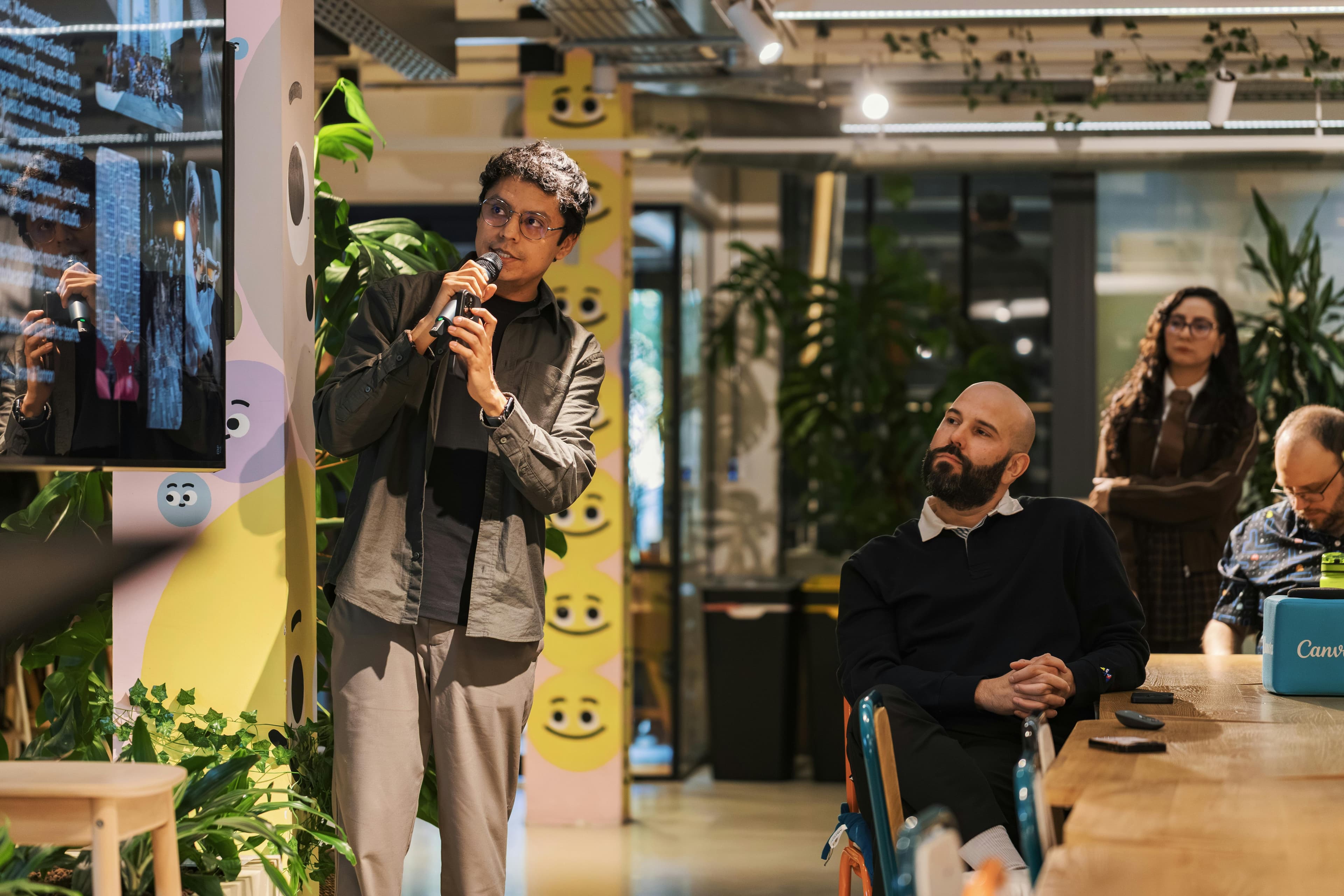 Équipe Vename travaillant sur un projet web